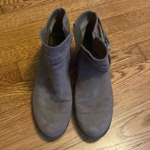 Women’s Boots/Heels, Good condition, dressy/nice, Dark Tan, 1 and 1/2 inch heels